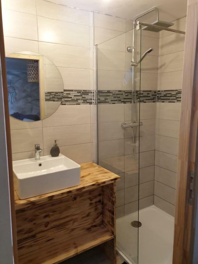 Hotel Ty Flour Di Lys Rochefort-en-Terre Zimmer foto